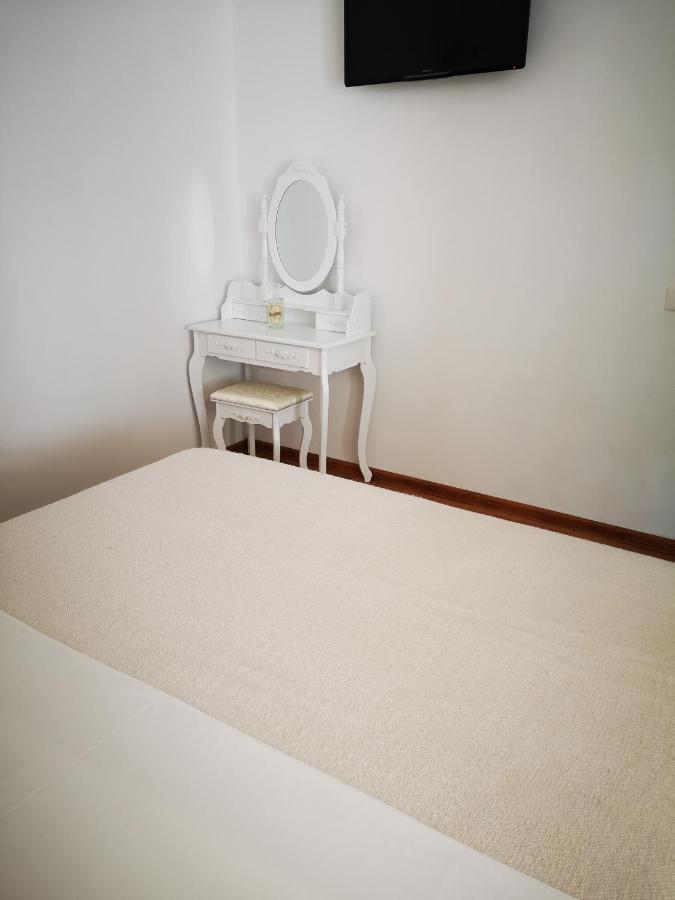 Brize Guest House 图兹拉 外观 照片